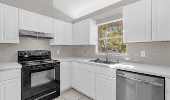 881 E TIMBERLAND Trl, Altamonte Springs, FL 32714