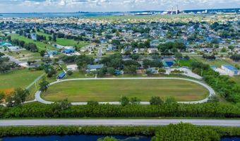 830 GOLF ISLAND Dr, Apollo Beach, FL 33572