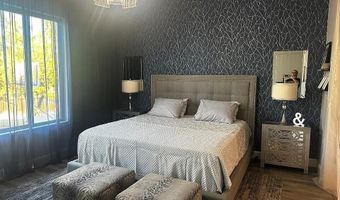 634 E BELLERIVE Pl, Chandler, AZ 85249