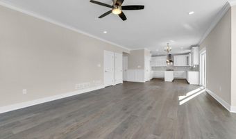 1 Potters Ct, Bayville, NJ 08721