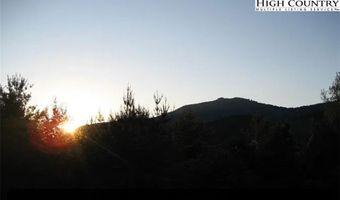 150 Ivy Ct, Banner Elk, NC 28604