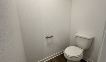 190 Peeps Ct, Adkins, TX 78101