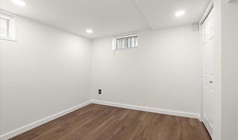 517 WINTERS Ln, Baltimore, MD 21228