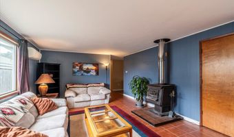 1145 NEWPORT Ave, Bandon, OR 97411
