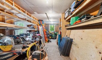 292 Plymouth St, Abington, MA 02351