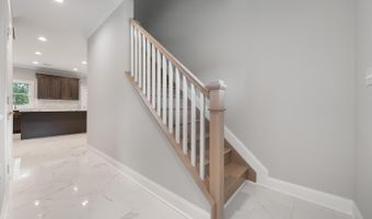 605 Bay Blvd, Bayville, NJ 08721