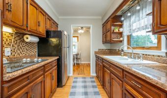 301 5th Street Pl SE, Altoona, IA 50009