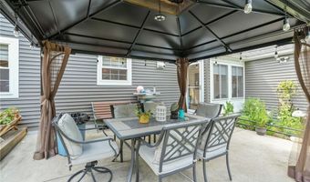 111 Peeptoad Rd, Scituate, RI 02857