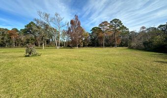 454 Bay City Rd, Apalachicola, FL 32320