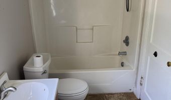 107 N Lister St, Ava, MO 65608
