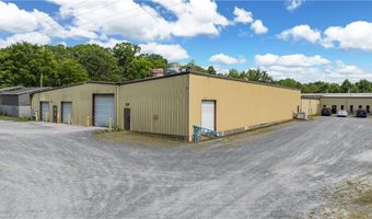 1228 Green Farm Rd, Asheboro, NC 27205