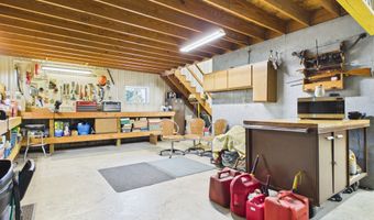 8052 E Ash Rd, Bloomfield, IN 47424