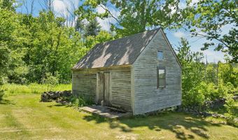57 Roberts Cove Rd, Alton, NH 03809