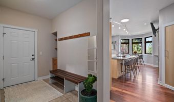 1694 Old Siskiyou Hwy, Ashland, OR 97520