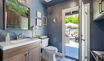 660 Via Rancho Pkwy, Escondido, CA 92029