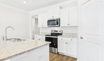 21996 Chancery Ln, Athens, AL 35613