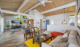 1319 Auwaiku St, Kailua, HI 96734