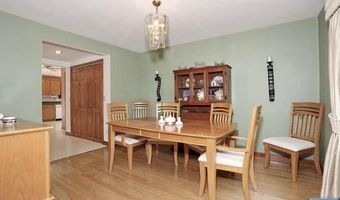 64 Lunn Ave, Bergenfield, NJ 07621