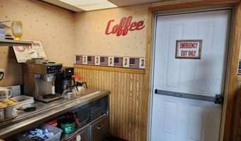604 W 7th St, Atlantic, IA 50022