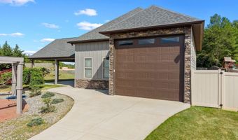 640 Double Bridge Rd, Boiling Springs, SC 29316