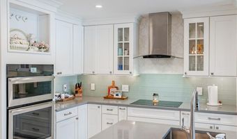 62 Nipmuc Trl C, North Providence, RI 02904