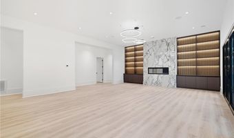 241 Traditions Dr, Alpharetta, GA 30004