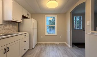 48 Bushey St, Ashland, ME 04732