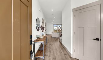 818 SE 35TH St, Battle Ground, WA 98604