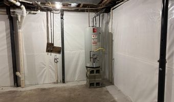 906 Linn St, Atlantic, IA 50022