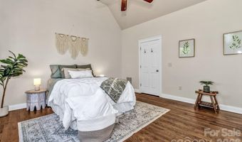 213 Nut Hatch Loop, Arden, NC 28704