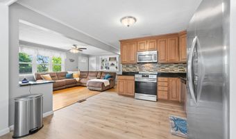 731 Wolcott Rd, Bristol, CT 06010