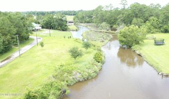 Towerbridge Avenue, Biloxi, MS 39532