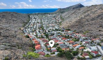 1482 Honokahua St, Honolulu, HI 96825