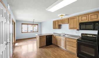 511 Raymond Ave, Albert Lea, MN 56007