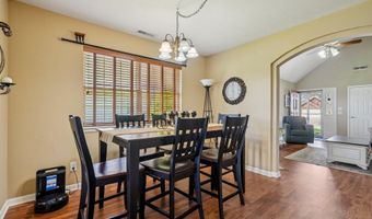 933 Amesbury Ct, Indianapolis, IN 46217