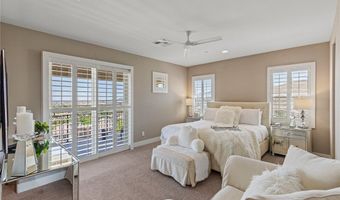2 Olympia Outlook Dr, Las Vegas, NV 89141