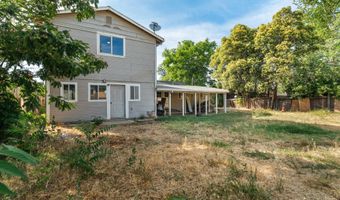19429 Hill St, Anderson, CA 96007