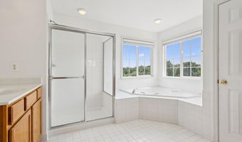44217 NAVAJO Dr, Ashburn, VA 20147