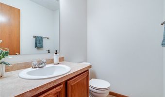 3061 Dover Dr, Akron, OH 44312