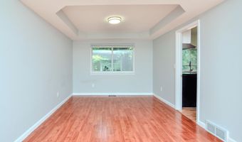 3187 Plymouth Rd Rd, Ann Arbor, MI 48105