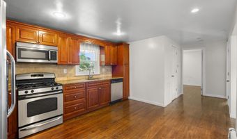 130 Ashton St, Bridgeport, CT 06606