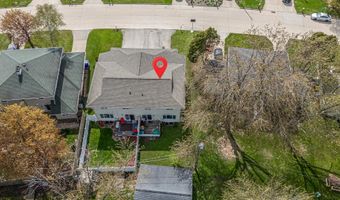 722 N HAWTHORNE Dr, Appleton, WI 54915