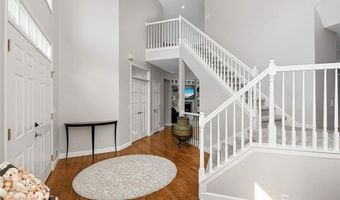 13877 Elkhart Rd, Apple Valley, MN 55124