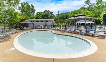 6301 EDSALL Rd 122, Alexandria, VA 22312
