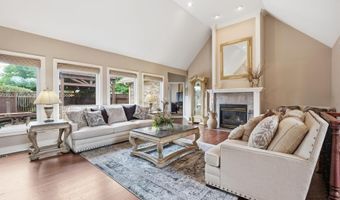 15586 Cedar Ln, Basehor, KS 66007