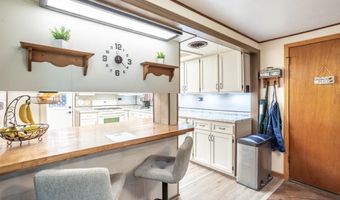 5609 Shady Ln, Anderson, CA 96007