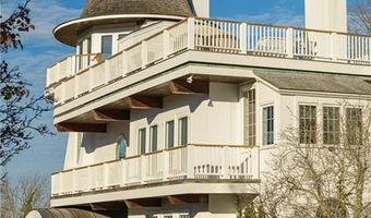 2 Harbor View Dr, Newport, RI 02840