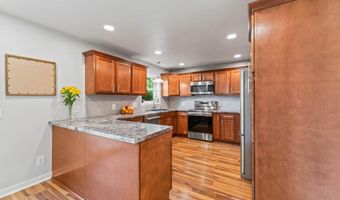 2401 White Oak Dr, Ames, IA 50014