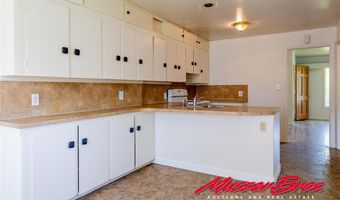 2122 Peake Ave, Cody, WY 82414