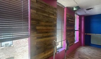 401 N Main St 201, Austin, MN 55912